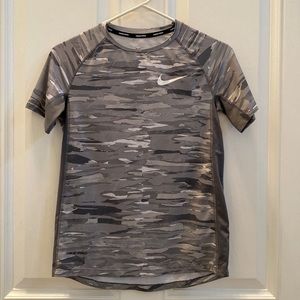 Boy’s Nike Pro Dri-Fit short sleeve shirt
